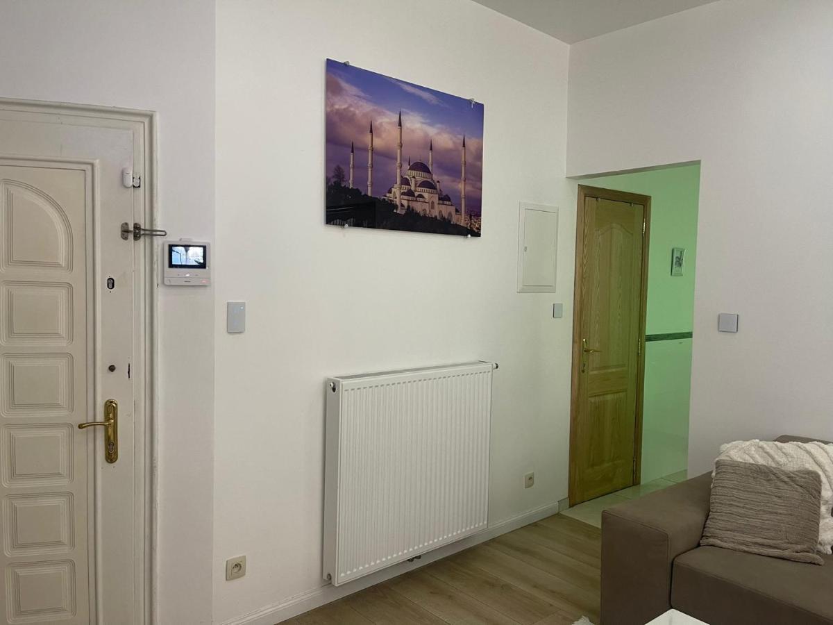 Appartement Centre Zaza Bryssel Exteriör bild